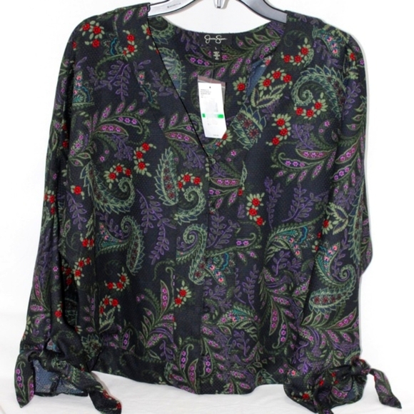 Jessica Simpson Tops - NWT Jessica Simpson Floral Paisley Blouse